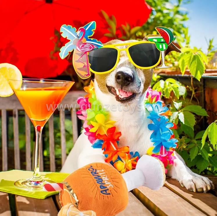 Squeaky Juice Cup Dog Toy4